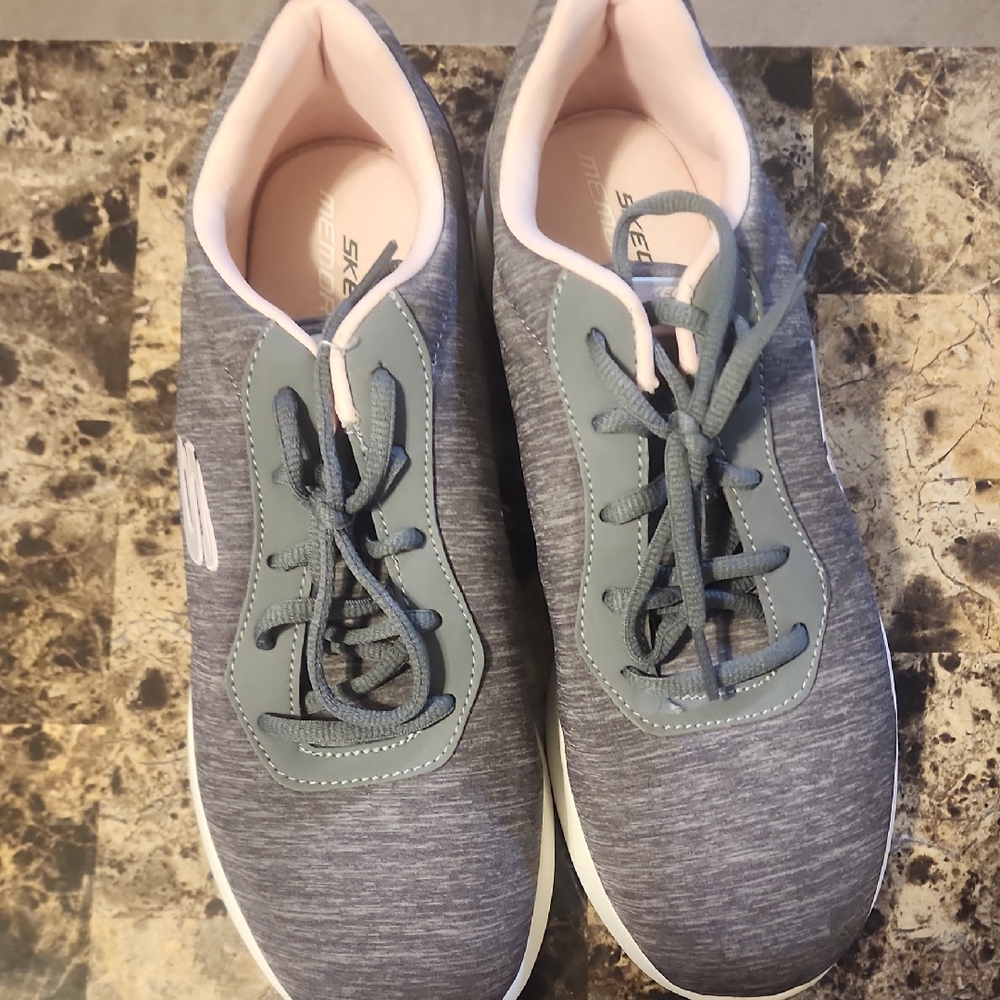 Skechers Gray and Pink Casual Sneakers